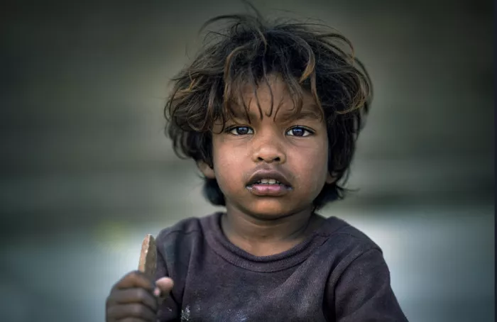 Szmidt, Waldemar: A boy from Benares Ghats