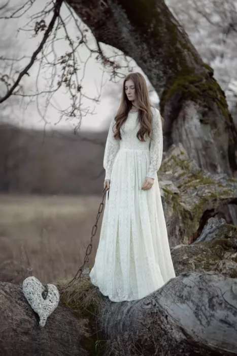 Arhire, Raluca: Oh, my heavy heart