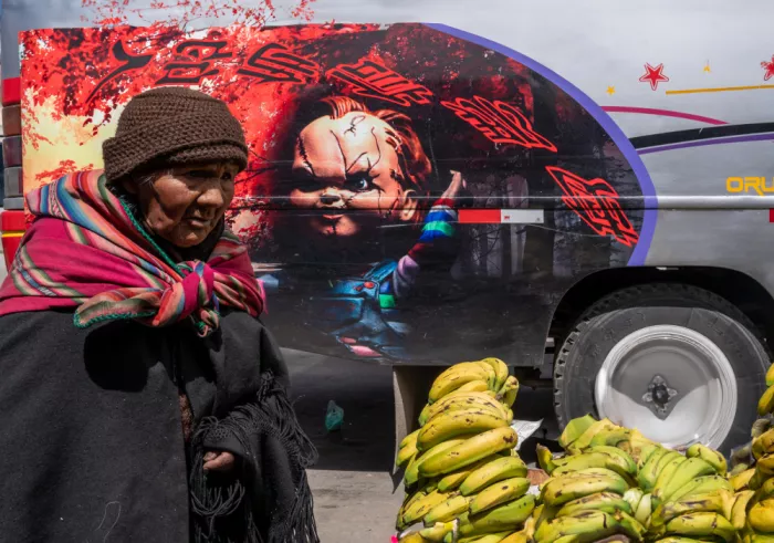 Spector, Corinne: Market day in Bolivia