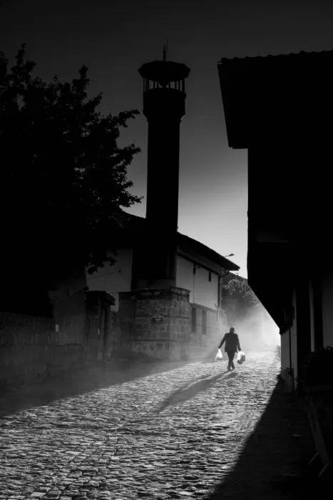 Sahin, Ramiz: Minimal stories...