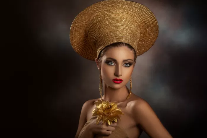Tambè, Peppe: Flower of light (Gold)
