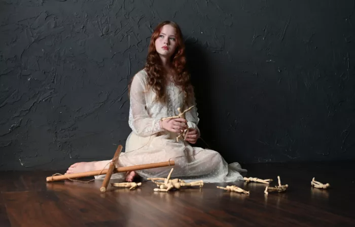 Resch, Iris: Dollhouse