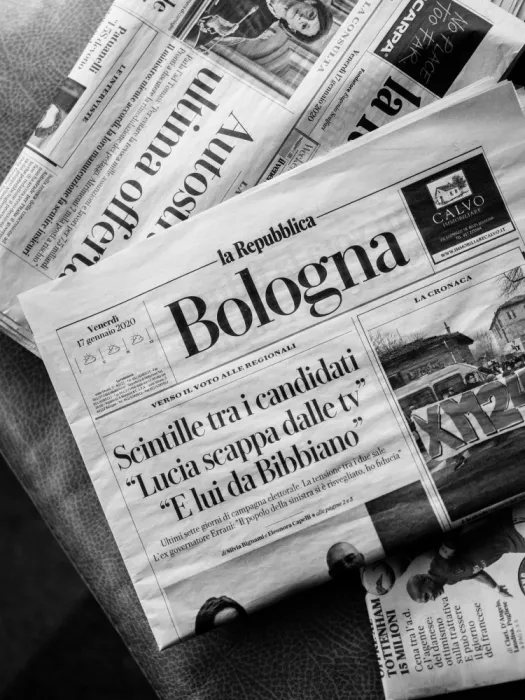 Zwart, Raisa: Le carte di Bologna | Viaggio in Italia