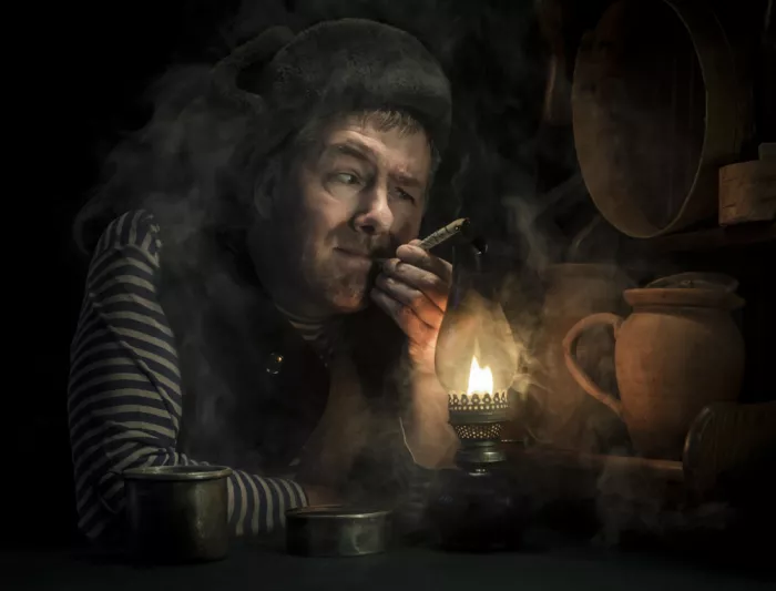 Cherkasov, Viktor: Smoking is harmful to your health.