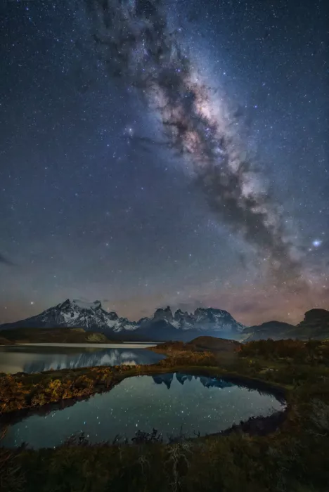 Figueras, Antoni: Milkyway over Pehoé Lake