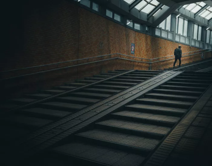 ISHIKAWA, HISASHI: Go up the stairs