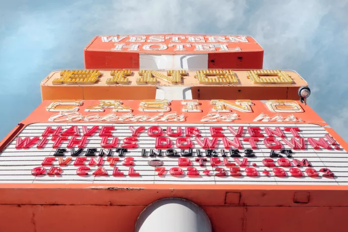 Studio, Pictufy: Las Vegas Bingo