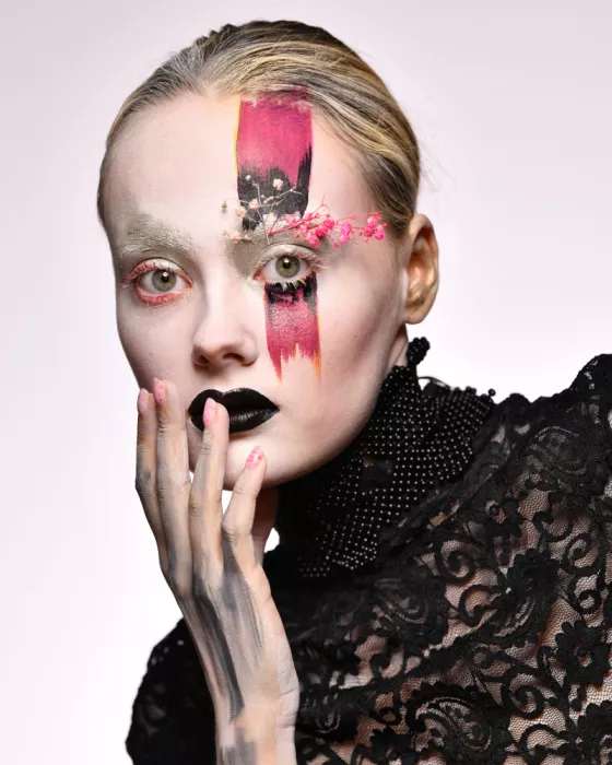 GIL, Yoram: Hand