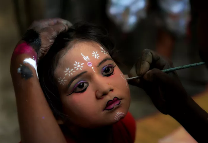 Nandi, Shaibal: Face painting1