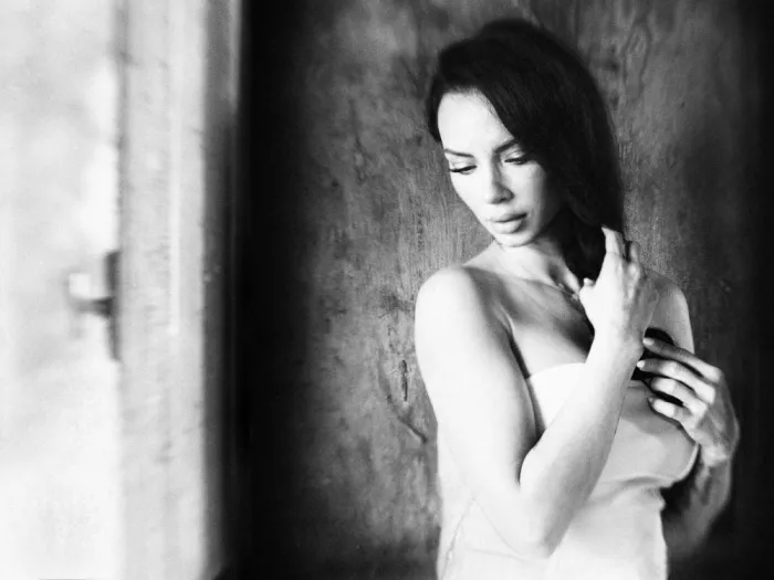 Cinteza, Marius: Tangled Thoughts