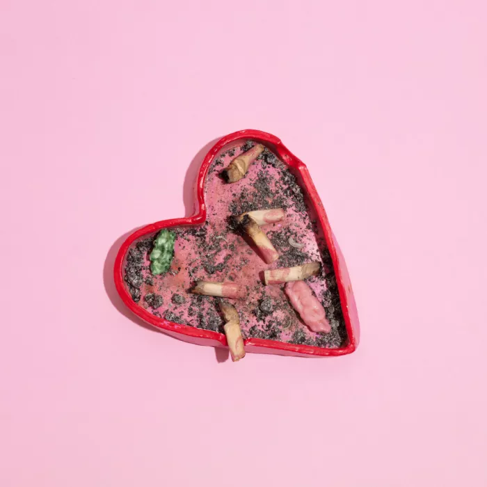 Ramiro, Julia: Heart ashtray