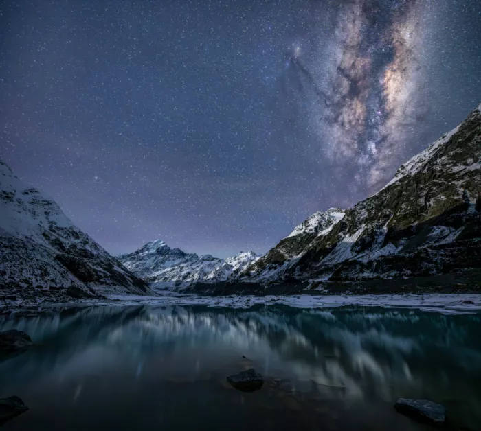 Yu, Zhen James: Mt Cook glacier milkyway