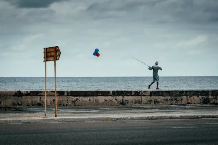 Bauer, Andy: Globos