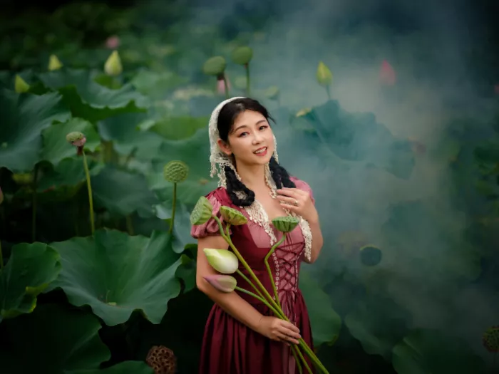 Wang, Jeff: Beautiful Woman & Lotus