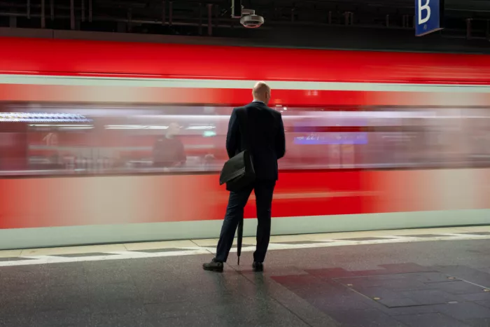 Reichelt, Dieter: waiting for the right subway
