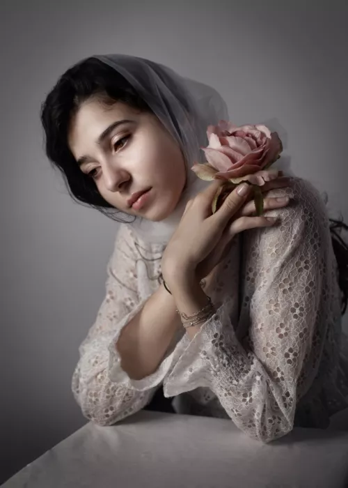Codreanu, Teodora: Rose