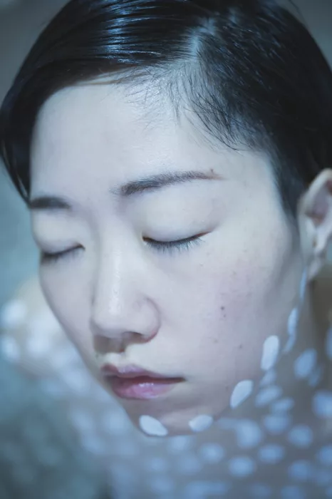 Sato, Takeshi: be adorned with polka dots