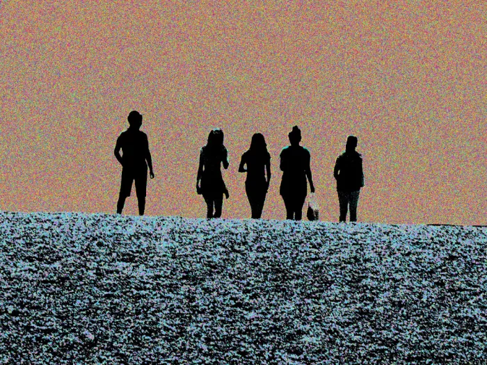 Strnad, Petr: Five Silhouetted Figures