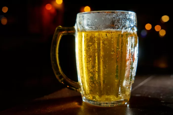 akyurt, engin: Studené pivo