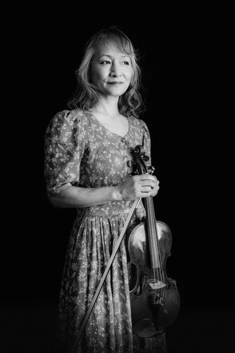 Yamamoto, Eiji: Female Musician
