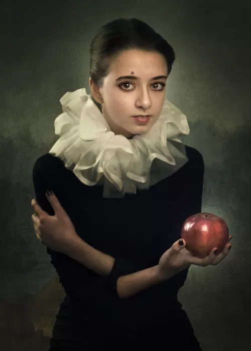 Codreanu, Teodora: Apple