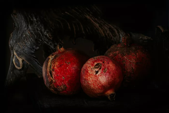 Kordić, Marija: Pomegranate