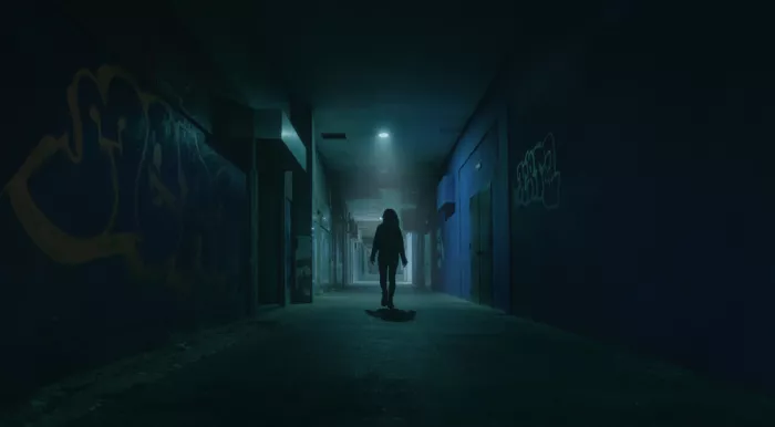 Mingo, de Enrique: aLoNe iN THe DaRK