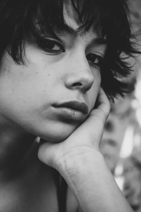 akyurt, engin: Giovane Ragazza