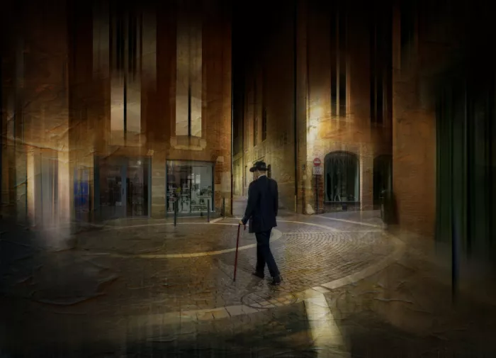 Romaggi, Michel: Night-time elegance