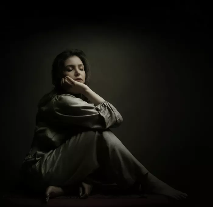 Hasheminasab, Moein: Persian girl