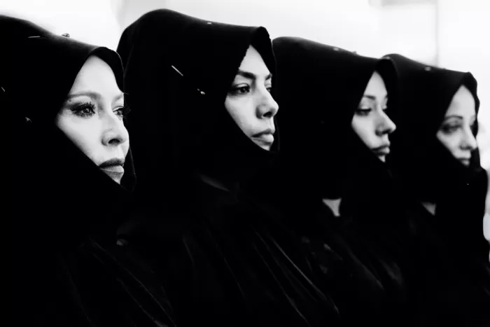 Cavalli, Giovanni: The Widow and her Daughters
