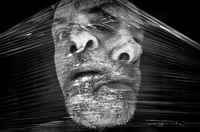 Corte, Raffaele: The tear