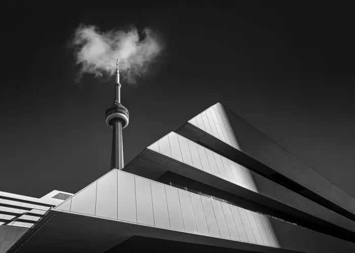 Luo, Louie: Toronto CN Tower 2