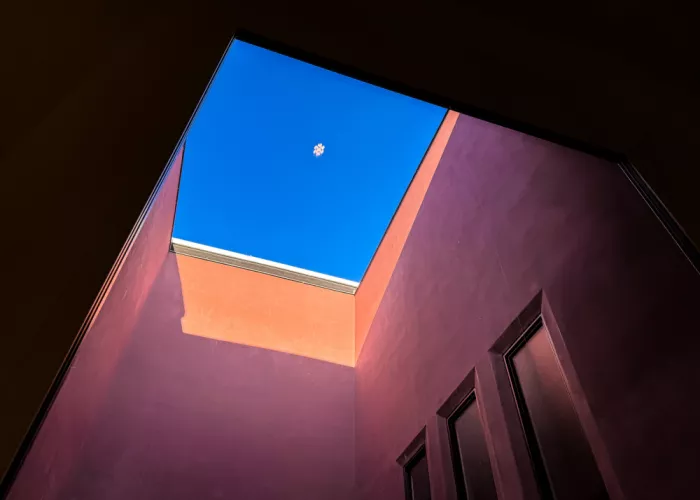 Joosten, Lus: UFO in Blue Sky