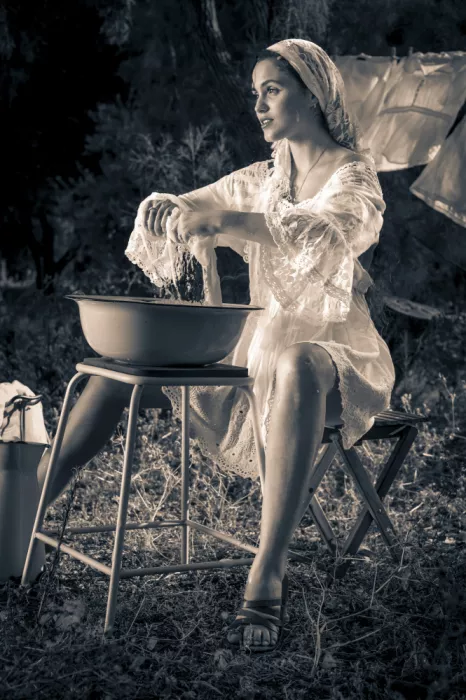 Alcalay, Eyal: Washing clothes