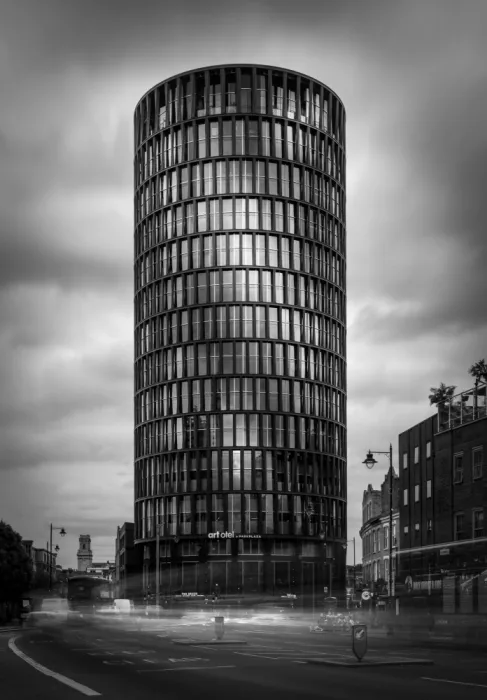 Greco, Luigi: Modern building 30