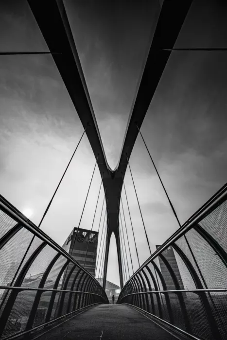 Tagliarino, Marco: Pont vers nulle part