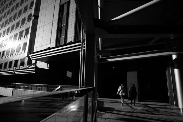 Hata, Satoshi: contrast