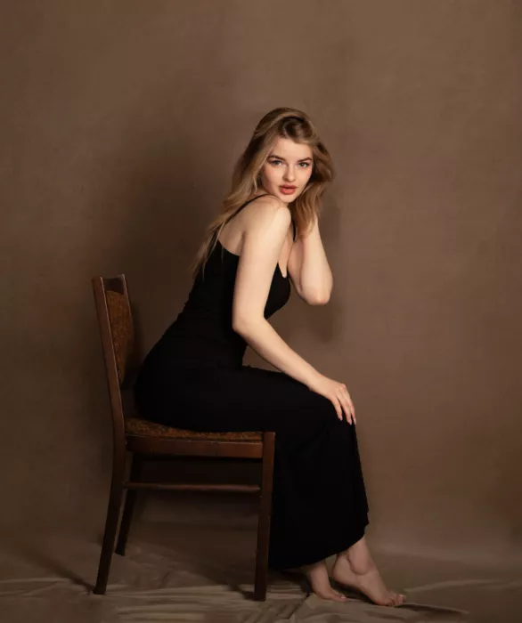 VAGRAMYAN, GAGIK: YANNA BEKKER PORTRAIT