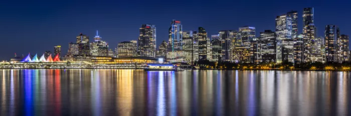 Viola, Melanie: Impresionante panorama vespertino de Vancouver