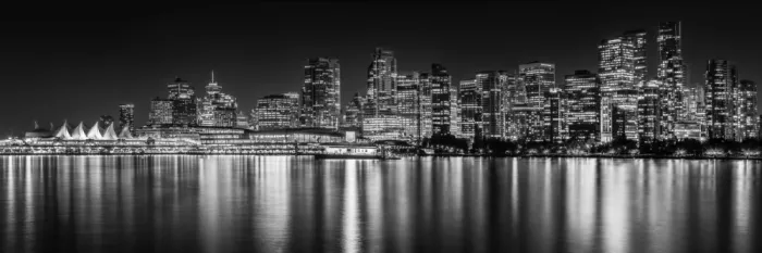 Viola, Melanie: Impresionante panorama nocturno de Vancouver