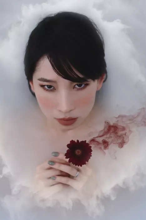 Ishikawa, Tomoki: Blood Crystal