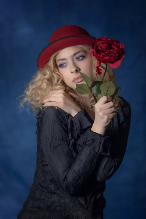 Calin, Silvia Rucsandra: Rote Blume