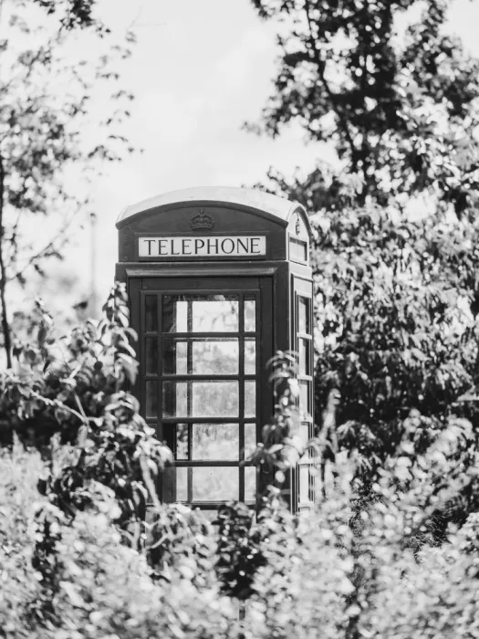 Collins, Lynn Crystal: London calling