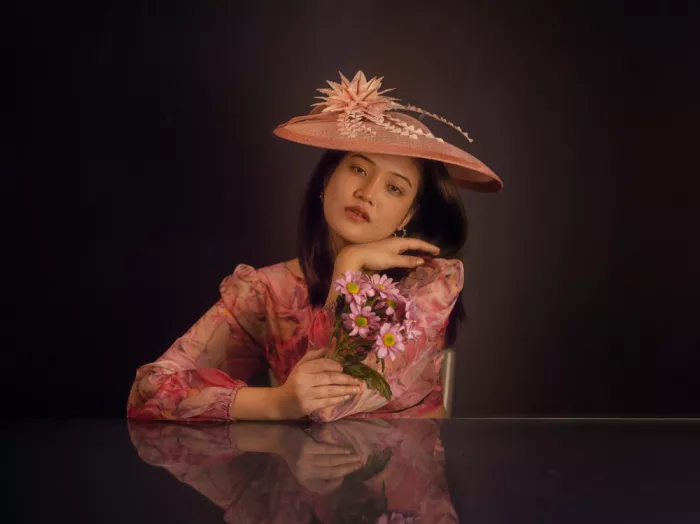 Allmaier, Michael: Dame in Pink