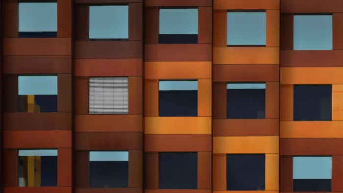 Rückert, Stephan: Gestufte Fassade