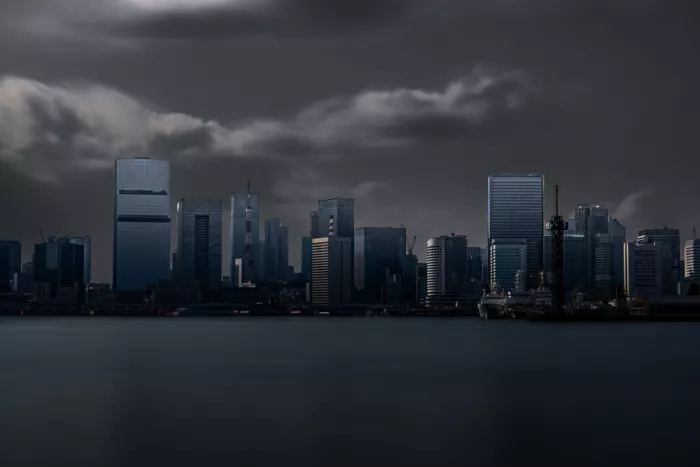 Y., Tomoyasu: Città silenziosa