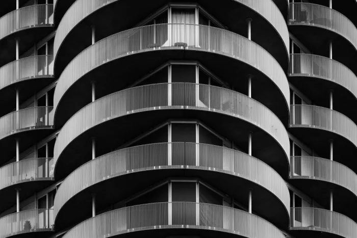 Loire, Hervé: Balcone curvo