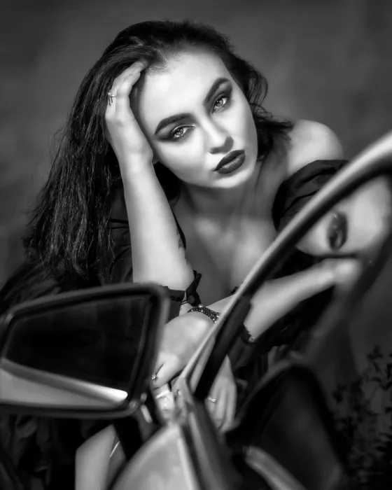Nanev, Vasil: Julia
