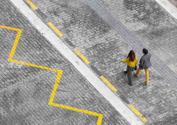 Urrutia, Adolfo: Yellow